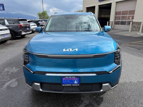Used 2024 Kia EV9 Wind AWD/4WD image 10