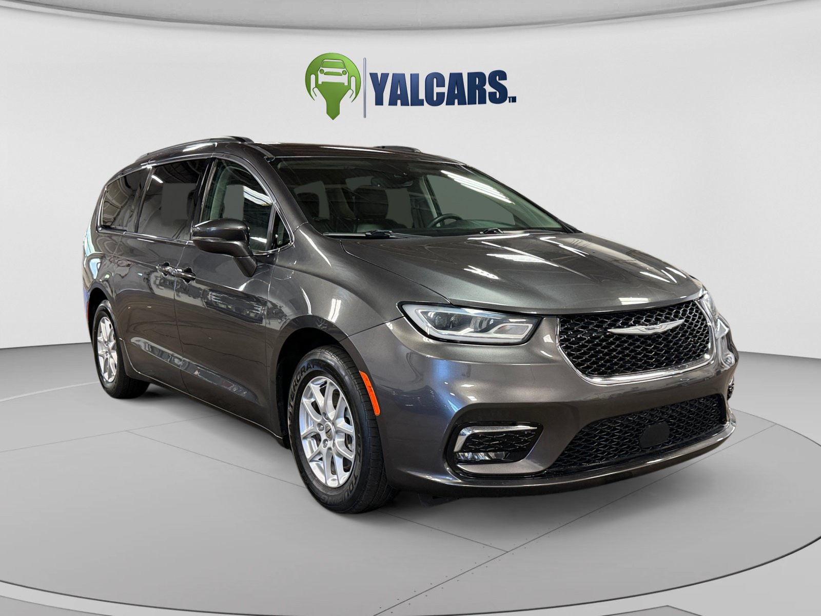 Used 2022 Chrysler Pacifica Touring-L FWD image 7