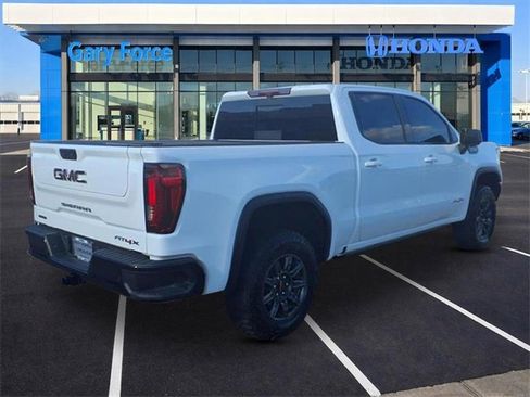 Used 2024 GMC Sierra 1500 AT4X image 2