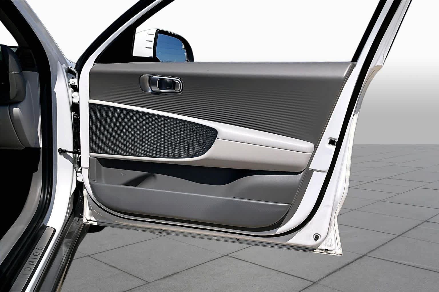 Certified 2025 Hyundai Ioniq 6 SEL RWD image 23