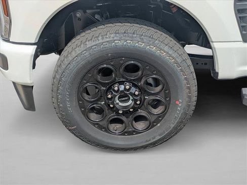 New 2026 Ford F350 Lariat w/ Black Appearance Package AWD/4WD image 9