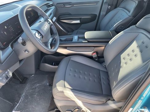 New 2026 Kia EV9 Wind image 8