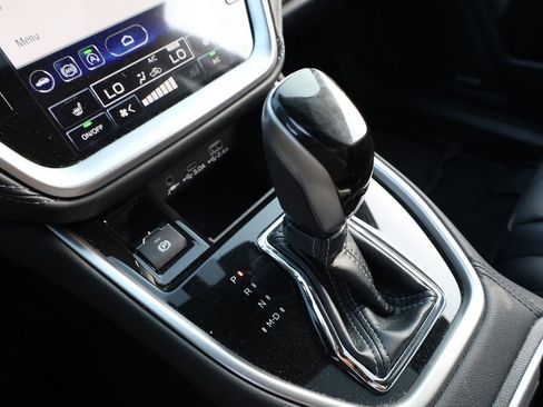 Used 2024 Subaru Outback Limited image 15