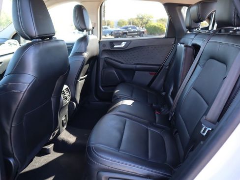 Used 2020 Ford Escape Titanium image 20