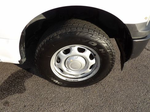 Used 2018 Ford F150 XL w/ Equipment Group 101A Mid image 10