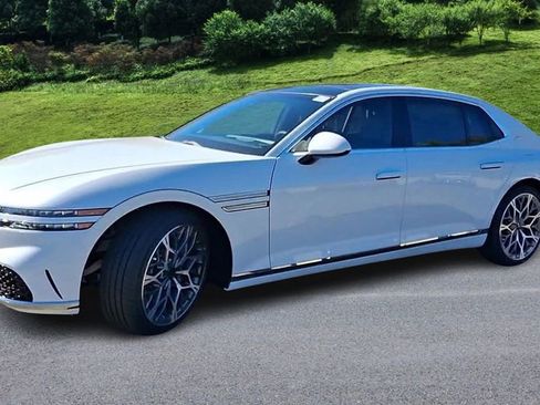 New 2026 Genesis G90 3.5T image 4