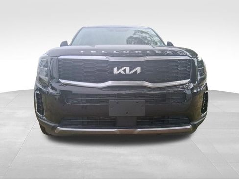 Used 2022 Kia Telluride EX w/ EX Premium Package FWD image 3