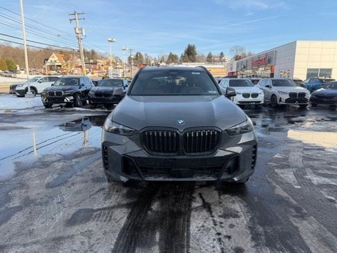 New 2026 BMW X5 xDrive40i w/ M Sport Package image 2