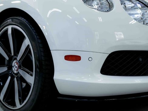 Used 2014 Bentley Continental GT V8 S image 26