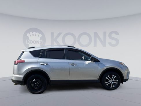 Used 2017 Toyota RAV4 LE w/ All Weather Liner Package AWD/4WD image 13