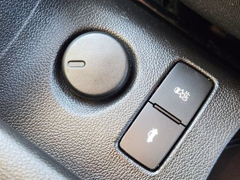Used 2014 Chevrolet Sonic LT FWD image 11