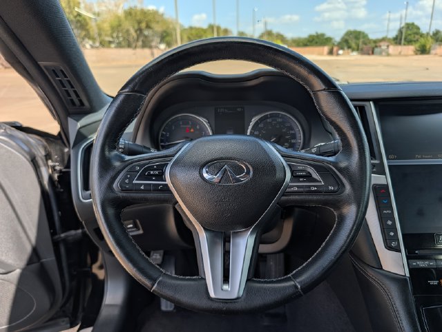 Used 2019 INFINITI Q60 3.0t Luxe w/ Cargo Package AWD/4WD image 13