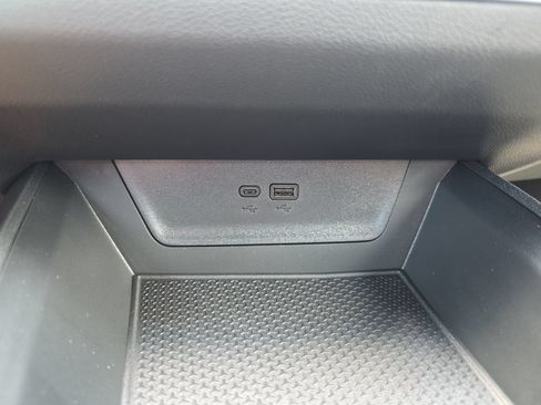New 2026 Chevrolet Equinox LT w/ Convenience Package II FWD image 25