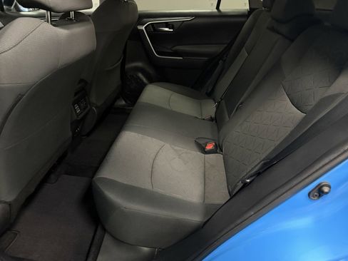 Used 2021 Toyota RAV4 XLE image 38