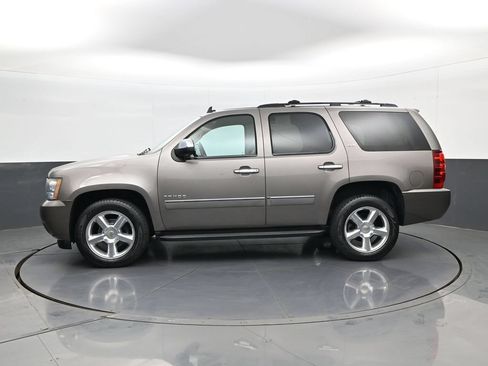 Used 2012 Chevrolet Tahoe LTZ AWD/4WD image 8