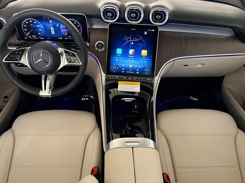 New 2026 Mercedes-Benz GLC 300 image 15