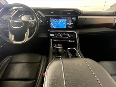 Used 2024 GMC Sierra 1500 Denali w/ Denali Reserve Package image 15