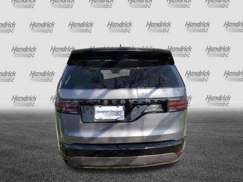 Used 2021 Land Rover Discovery S R-Dynamic image 9