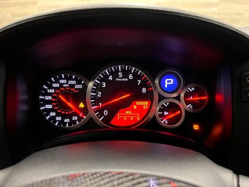 Used 2010 Nissan GT-R Premium AWD/4WD image 10