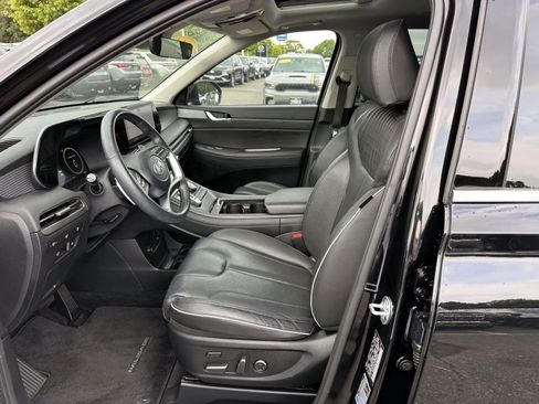 Used 2024 Hyundai Palisade Limited AWD/4WD image 12