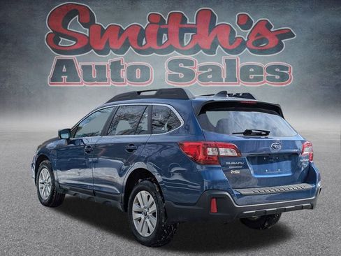Used 2019 Subaru Outback 2.5i Premium image 3