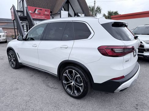 Used 2019 BMW X5 xDrive40i w/ Convenience Package AWD/4WD image 3