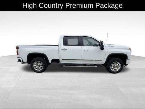 Certified 2024 Chevrolet Silverado 2500 High Country w/ High Country Premium Package AWD/4WD image 6