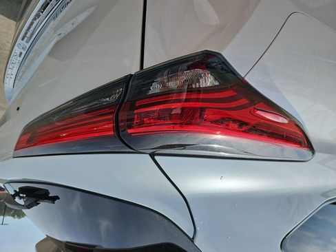 Used 2021 Toyota Highlander Platinum image 39