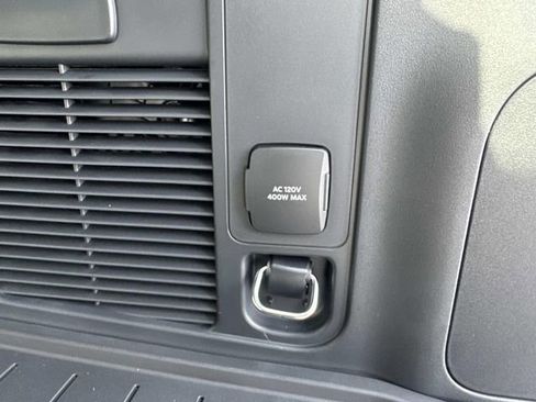 New 2026 Lincoln Navigator L Reserve image 12