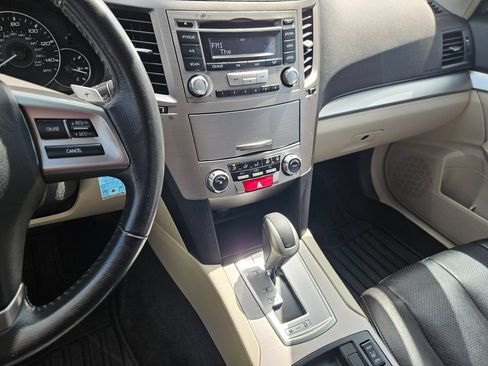 Used 2012 Subaru Legacy 2.5i Premium w/ All-Weather Pkg + Moonroof AWD/4WD image 21