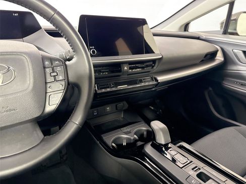 Certified 2024 Toyota Prius Limited image 32