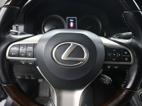 Used 2017 Lexus ES 300h image 10