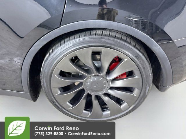 Used 2023 Tesla Model Y Performance AWD/4WD image 29