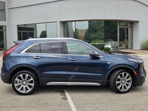 Used 2019 Cadillac XT4 Premium Luxury FWD image 29