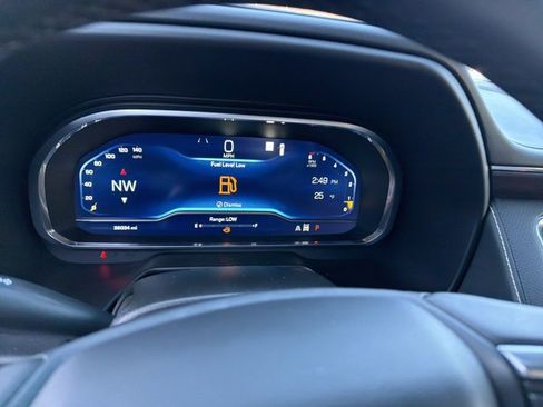 Used 2023 Chevrolet Tahoe Premier image 19