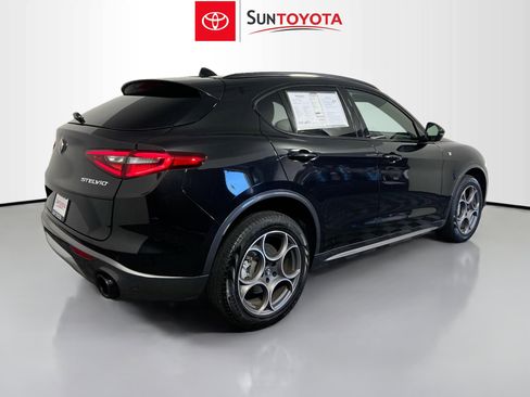 Used 2022 Alfa Romeo Stelvio Ti w/ Active Assist Plus Package image 4