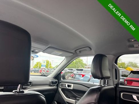 Used 2024 Ford Explorer XLT w/ Equipment Group 202A AWD/4WD image 20