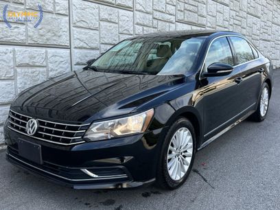 Used 2017 Volkswagen Passat 1.8T SE