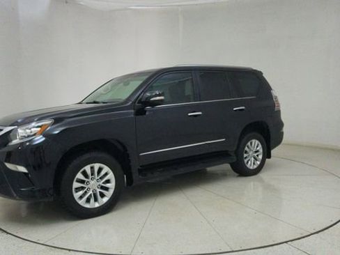 Used 2018 Lexus GX 460 Premium w/ Premium Package image 70