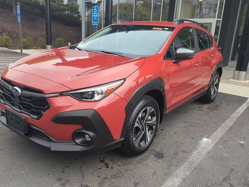 Used 2025 Subaru Crosstrek 2.0i Premium image 4