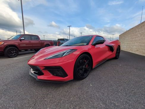 Used 2022 Chevrolet Corvette Stingray Premium Conv w/ Z51 Performance Package RWD image 7