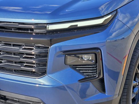 New 2026 Chevrolet Traverse LT w/ Midnight/Sport Edition FWD image 11