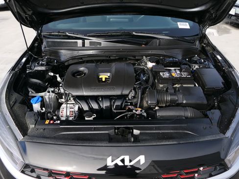 Used 2024 Kia Forte GT-Line w/ GT-Line Premium Package image 29