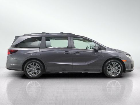 Used 2026 Honda Odyssey Touring image 6