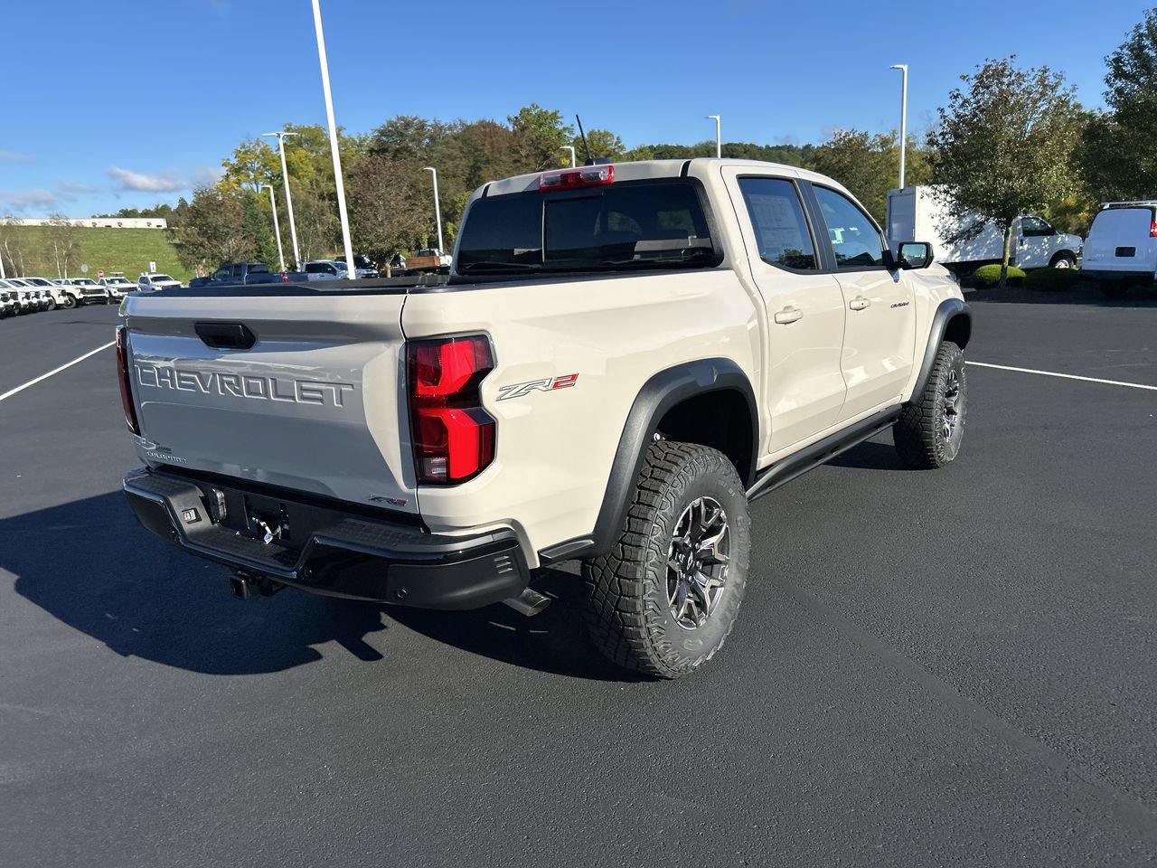 New 2026 Chevrolet Colorado ZR2 w/ Technology Package AWD/4WD image 7