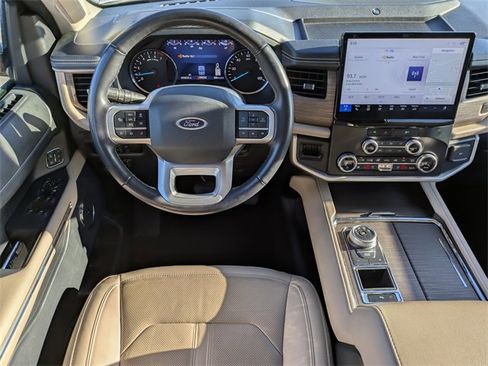 Certified 2024 Ford Expedition Limited image 15