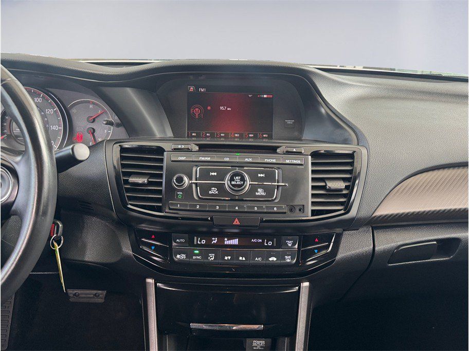 Used 2016 Honda Accord Sport image 10