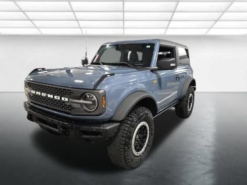 Used 2023 Ford Bronco Badlands w/ Sasquatch Package AWD/4WD image 9