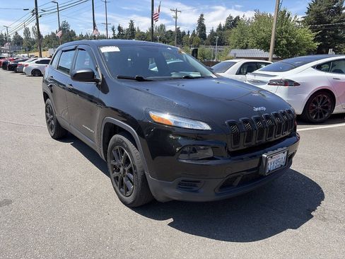 Used 2015 Jeep Cherokee Sport AWD/4WD image 4