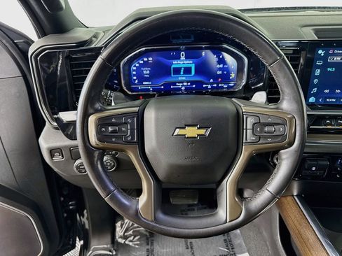 Used 2022 Chevrolet Silverado 1500 High Country RWD image 11
